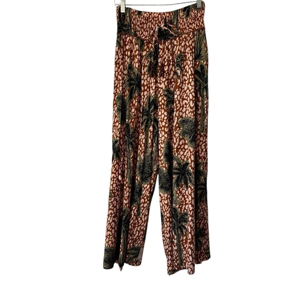 True Destinations Tropical Palm Tree Print Wide Leg Vacation Cover Up Pants, M - Picture 2 of 11
